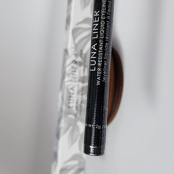 Seraphine Botanicals Luna Liner - Water-resistant Liquid Eyeliner - Picture 7 of 7